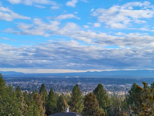 1627 Nw Summit Dr, Bend, OR, 97703-5625 | Card Image