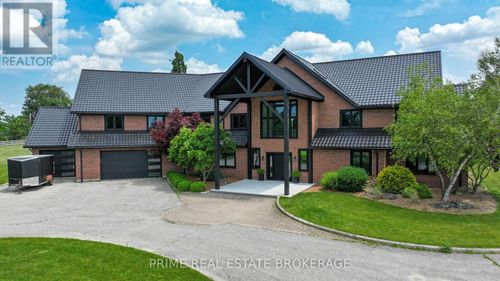 75836 London Rd, Huron, ON, N0M1J0 | Card Image