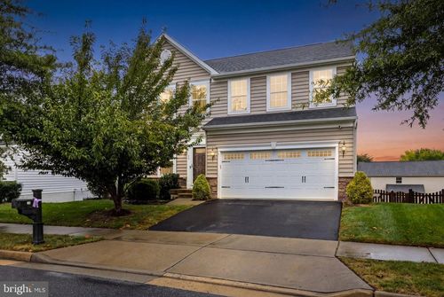 36 Black Forest Ln, LOVETTSVILLE, VA, 20180-8506 | Card Image