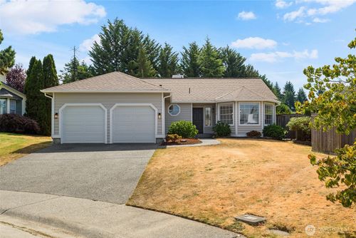 35210 13th Pl Sw, Federal Way, WA, 98023-6966 | Card Image