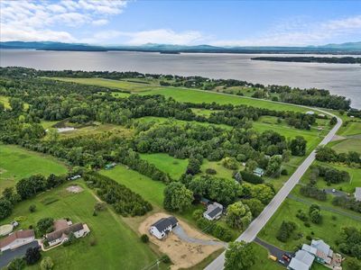 117 Allen Road, House other with 3 bedrooms, 2 bathrooms and null parking in Grand Isle VT | Image 2