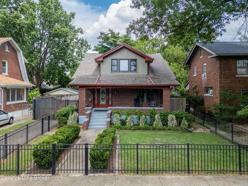 2539 Carolina Ave, Louisville, KY, 40205-2213 | Card Image