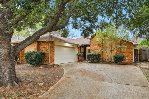 360 Conroe Cir, Argyle, TX, 76226-6530 | Card Image