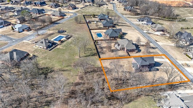 A view of the property looking west. POA common property behind. No one else building there. | Image 41