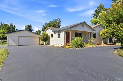 4270 Roblar Road, Petaluma, CA, 94952 | Card Image