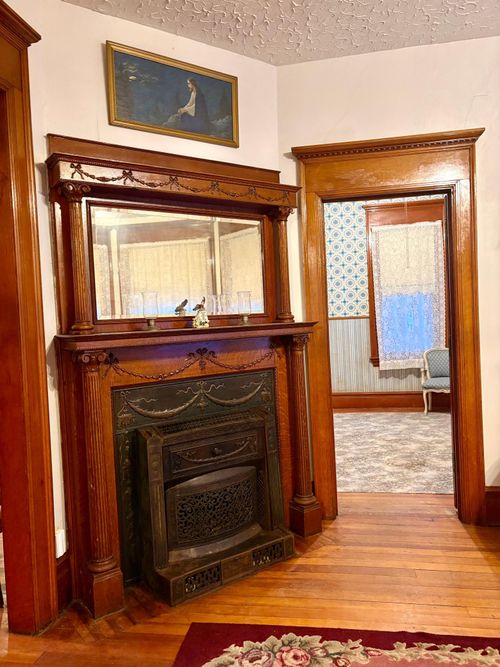 1122 Pine St, Dawson, MN, 56232-2234 | Card Image