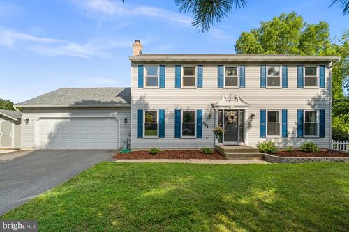511 Marshall Dr, WESTMINSTER, MD, 21157-4614 | Card Image