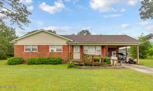 550 S 5th St, Aurora, NC, 27806-9758 | Card Image