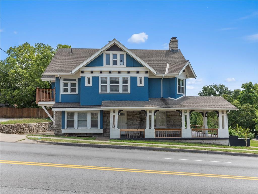 Manheim Rd, Kansas City, MO 64110