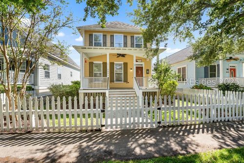 1005 9th St, Port Royal, SC, 29935-2316 | Card Image