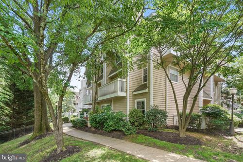 apt-300-5800 Inman Park Cir, ROCKVILLE, MD, 20852-5483 | Card Image