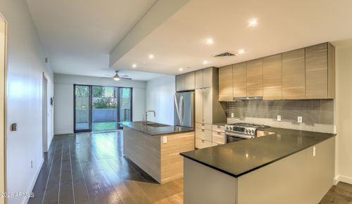 121-2300 E Campbell Ave, Phoenix, AZ, 85016-5592 | Card Image