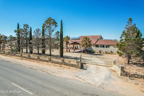 418 Escondido St, Chaparral, NM, 88081-7689 | Card Image
