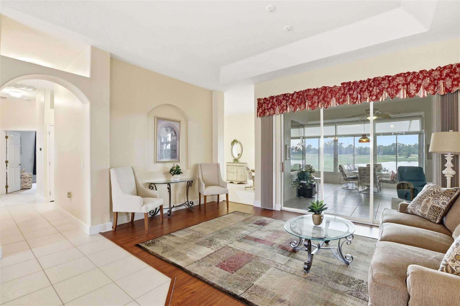 Residential in DAVENPORT 5