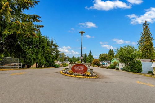 19-11882 Poplar Dr, Pitt Meadows, BC, V3Y1Z3 | Card Image