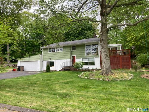 70 Clay Hill Rd, Stamford, CT, 06905-1728 | Card Image