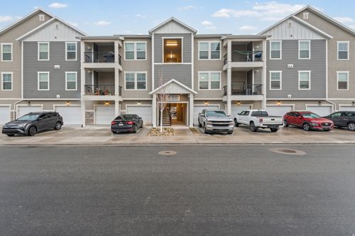 201-1776 W Newcastle Ln, Saratoga Springs, UT, 84045-5219 | Card Image