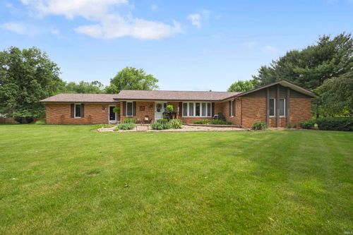 16123 County Road 18, Goshen, IN, 46528-9180 | Card Image