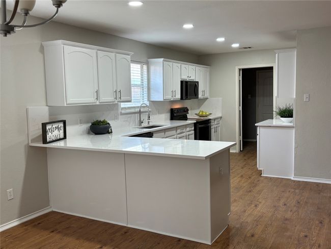 4026 Red Rock Dr, House other with 4 bedrooms, 2 bathrooms and null parking in Heartland TX | Image 10