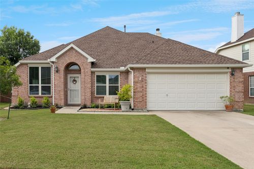 300 Millington Trl, Mansfield, TX, 76063-4836 | Card Image