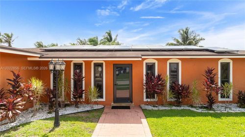 321 Nw 96th Ave, Pembroke Pines, FL, 33024-6227 | Card Image
