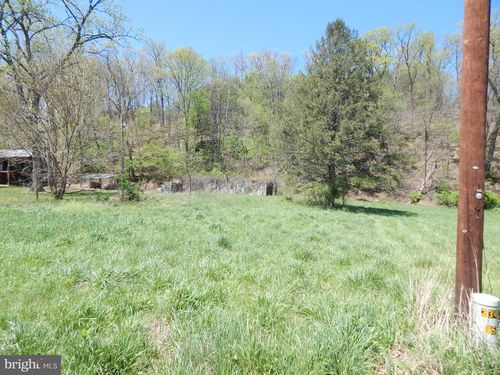 746 Puffenburger Ln, HEDGESVILLE, WV, 25427 | Card Image