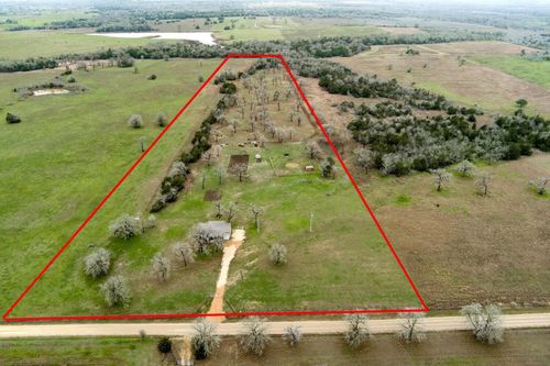 3747 Sparta Field Rd, Waelder, TX, 78959 | Card Image
