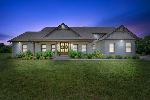 240 Hall Ct, Adams, TN, 37010-2005 | Card Image