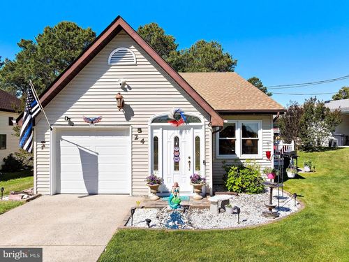 24 Cedar Ave, MANAHAWKIN, NJ, 08050-1539 | Card Image