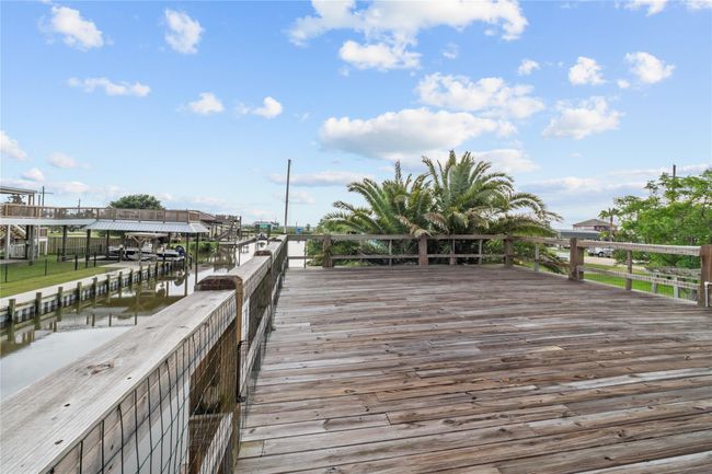1114 Helen Dowdy, House other with 3 bedrooms, 2 bathrooms and 3 parking in Port Bolivar TX | Image 16
