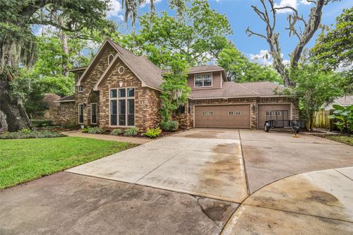 212 Live Oak Ln, Lake Jackson, TX, 77566-4630 | Card Image
