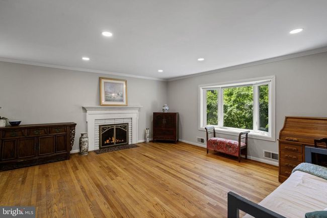 1607 8 Th Pl, House other with 5 bedrooms, 3 bathrooms and null parking in MCLEAN VA | Image 6