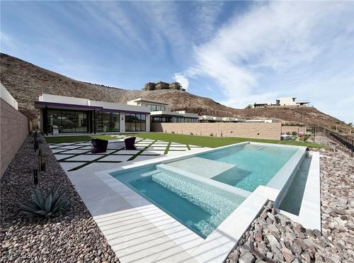 702 Blackrock Rim Dr, Henderson, NV, 89012-7315 | Card Image