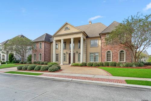 2602 Cedar Lodge Dr, Baton Rouge, LA, 70809-1057 | Card Image