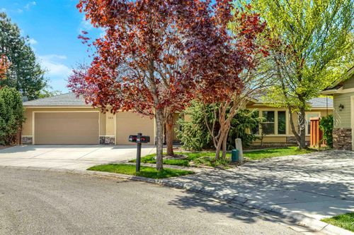 581 E Ocelot Ct, Meridian, ID, 83646-7661 | Card Image