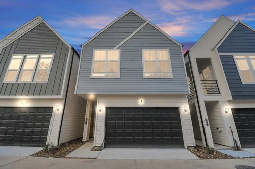 6115 De Campo St, Houston, TX, 77091-0916 | Card Image