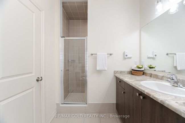 50 Block Rd, House attached with 4 bedrooms, 3 bathrooms and 1 parking in Brampton ON | Image 24