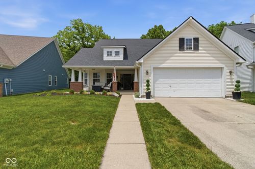 2922 Brooks Bend Dr, Carmel, IN, 46032-4063 | Card Image
