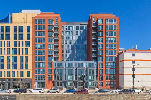 apt-601-1211 Van St Se, WASHINGTON, DC, 20003-4676 | Card Image