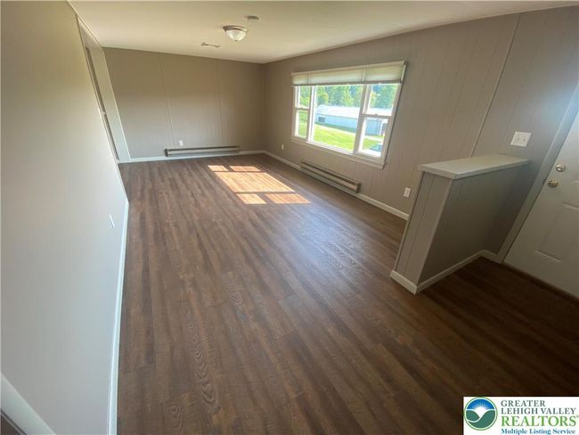 1657 Pen Argyl Rd, House other with 3 bedrooms, 2 bathrooms and null parking in Pen Argyl PA | Image 6
