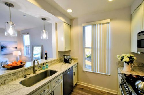 a207-1066 41st Ave, Capitola, CA, 95010-3941 | Card Image