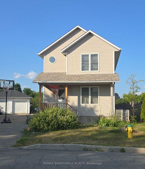 45 Johnston St, Carleton Place, ON, K7C4R7 | Card Image