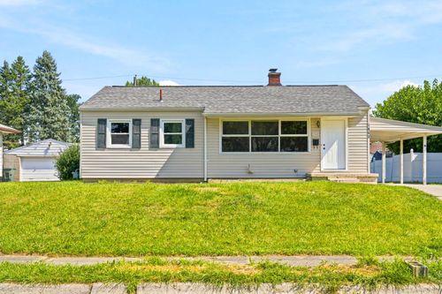 1962 E Beaumont Rd, Columbus, OH, 43224-2227 | Card Image