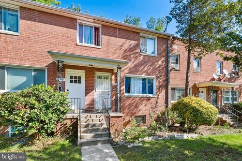 7971-7971 18th Ave, HYATTSVILLE, MD, 20783-4531 | Card Image