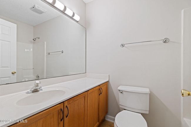 719 Oak Branches Close, House other with 3 bedrooms, 2 bathrooms and 1 parking in Belville NC | Image 27