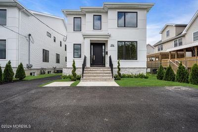 594 Ocean Avenue, House other with 6 bedrooms, 6 bathrooms and null parking in Lakewood NJ | Image 2