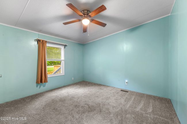 107 Indian Cave Dr, House other with 4 bedrooms, 2 bathrooms and null parking in Richlands NC | Image 25