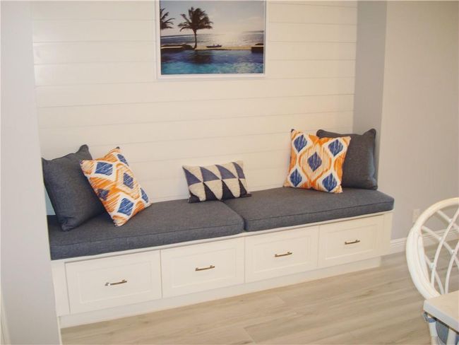 Bench Seating | Image 11