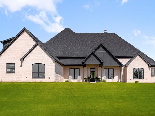 192 Top Flight Dr, Weatherford, TX, 76087-4007 | Card Image
