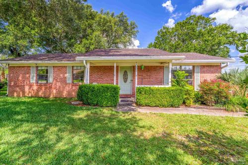 1051 New Haven Dr, Cantonment, FL, 32533 | Card Image